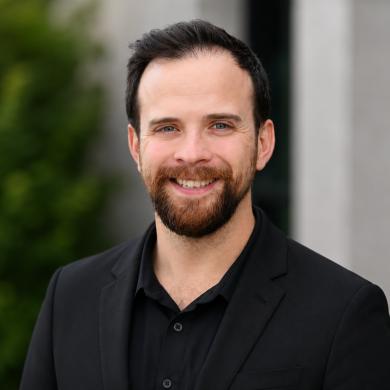 Andrew MacPhee